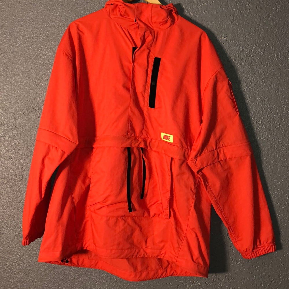 Mens Nike windbreaker brand new never used